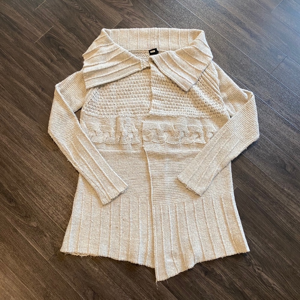 Oxmo sweater wrap size XS